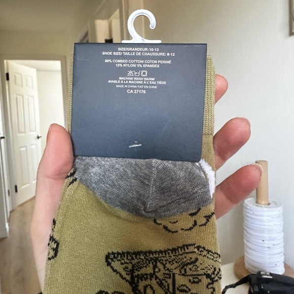 WHO CUT THE CHEESE - MEN SOCKS BY CRAZY TOES - COTTON NOVELTY SOCKS FOR MEN - Picture 4 of 4